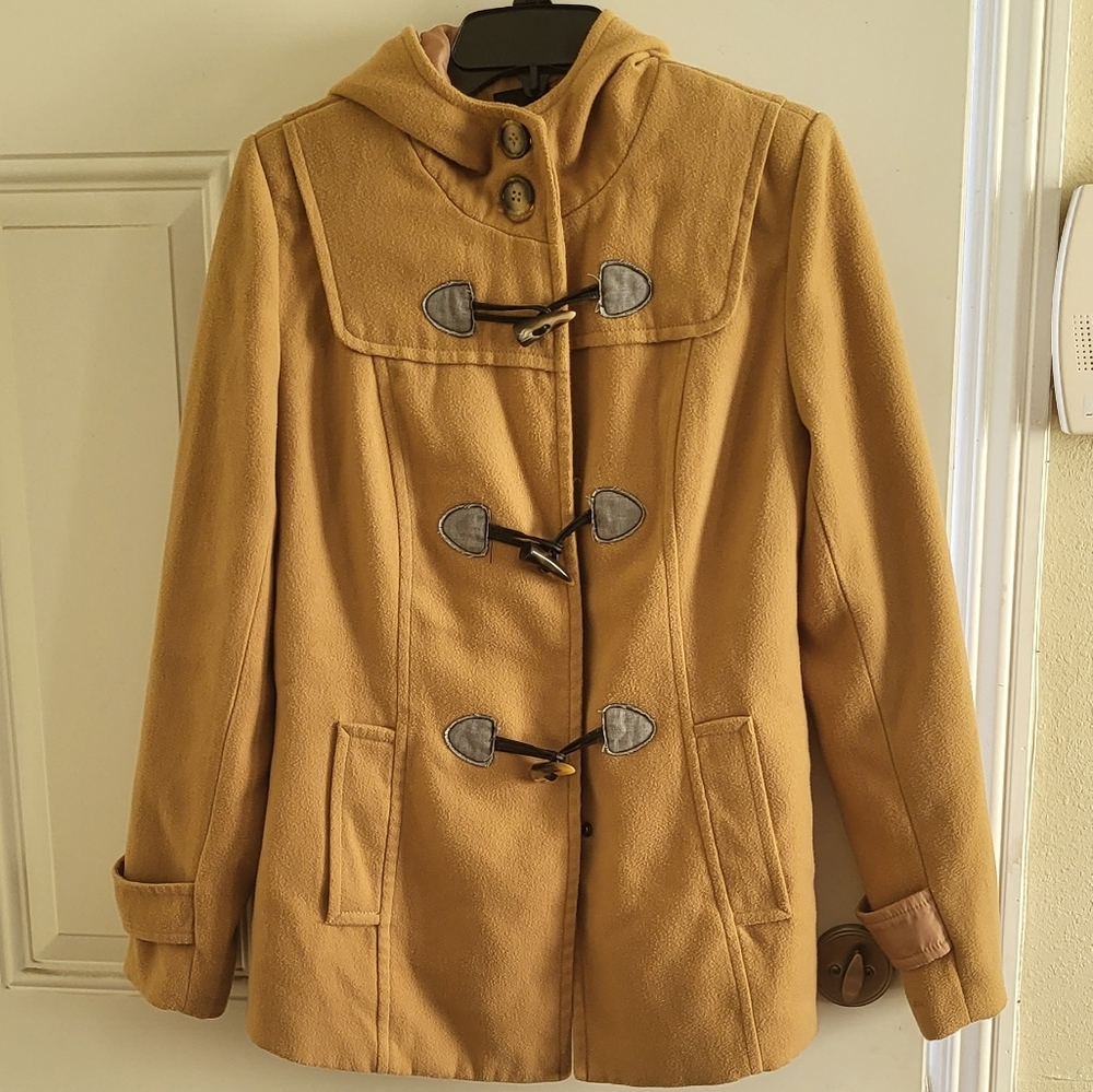 Small beige coat